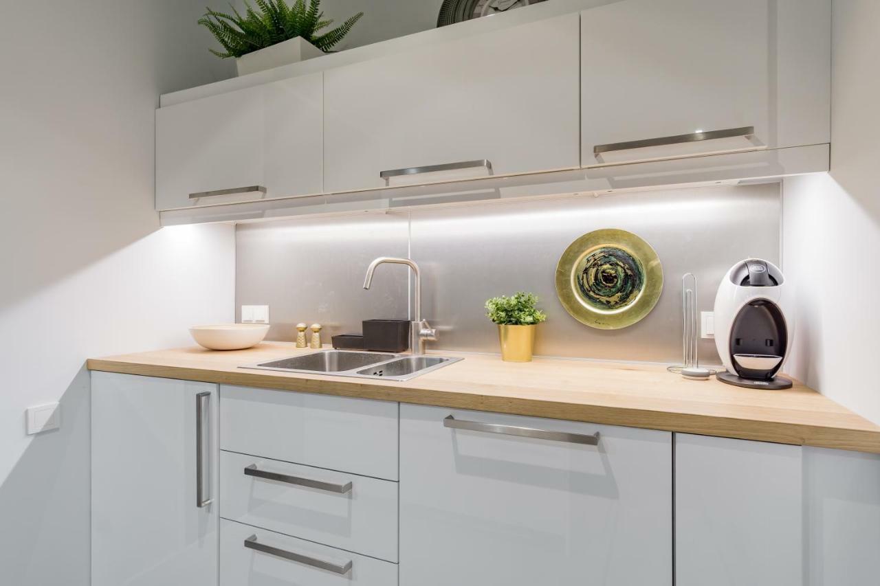 Mennica Residence Chic Apartment Варшава Екстериор снимка