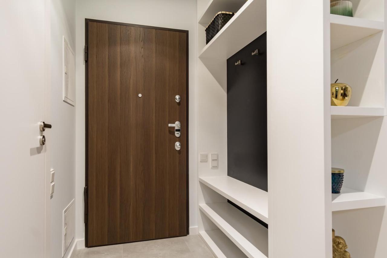 Mennica Residence Chic Apartment Варшава Екстериор снимка